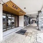Neves - Location: Joli Pour 4 Personnes, Etage Eleve, Balcon Ensoleille, Dans Un Quartier Anime * Валь-Торанс